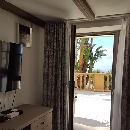 Villa Chopin בית הארחה Coccorino